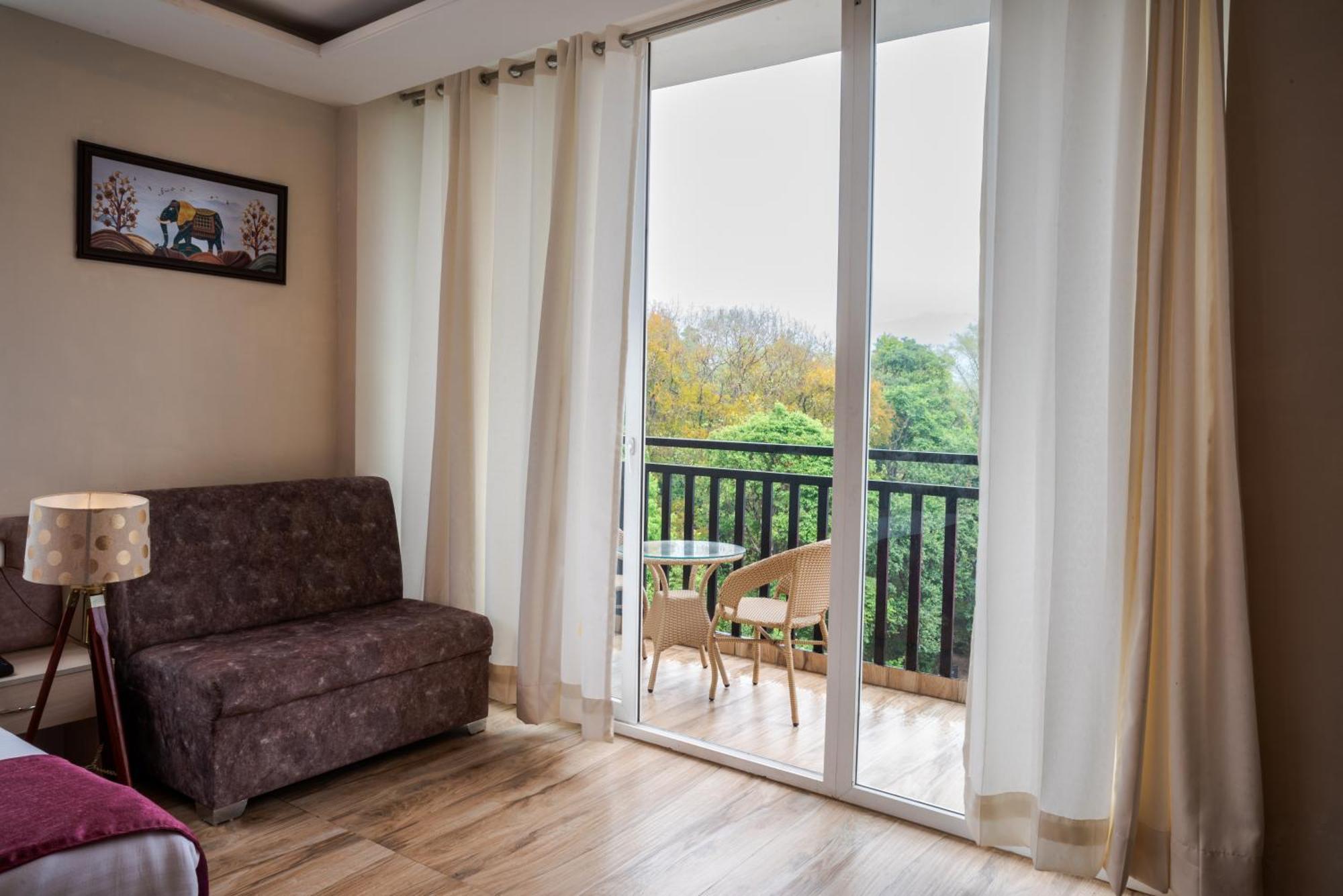 Hotel Sagar Residency - Best Mountain View Hotel In Pālampur Exterior foto